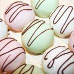 Deliciously Drizzled Cake Truffles