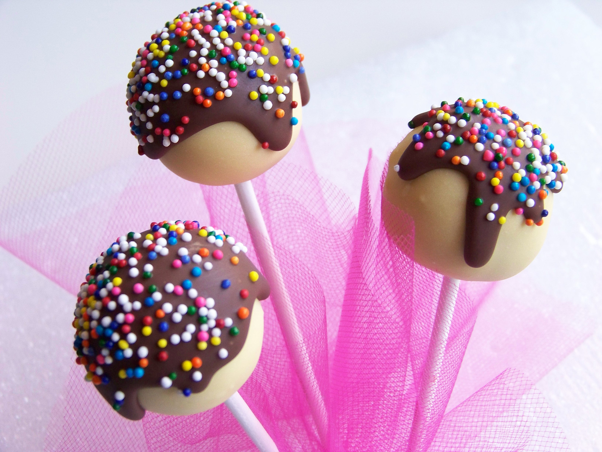 Sundae Cake Pops on Luulla